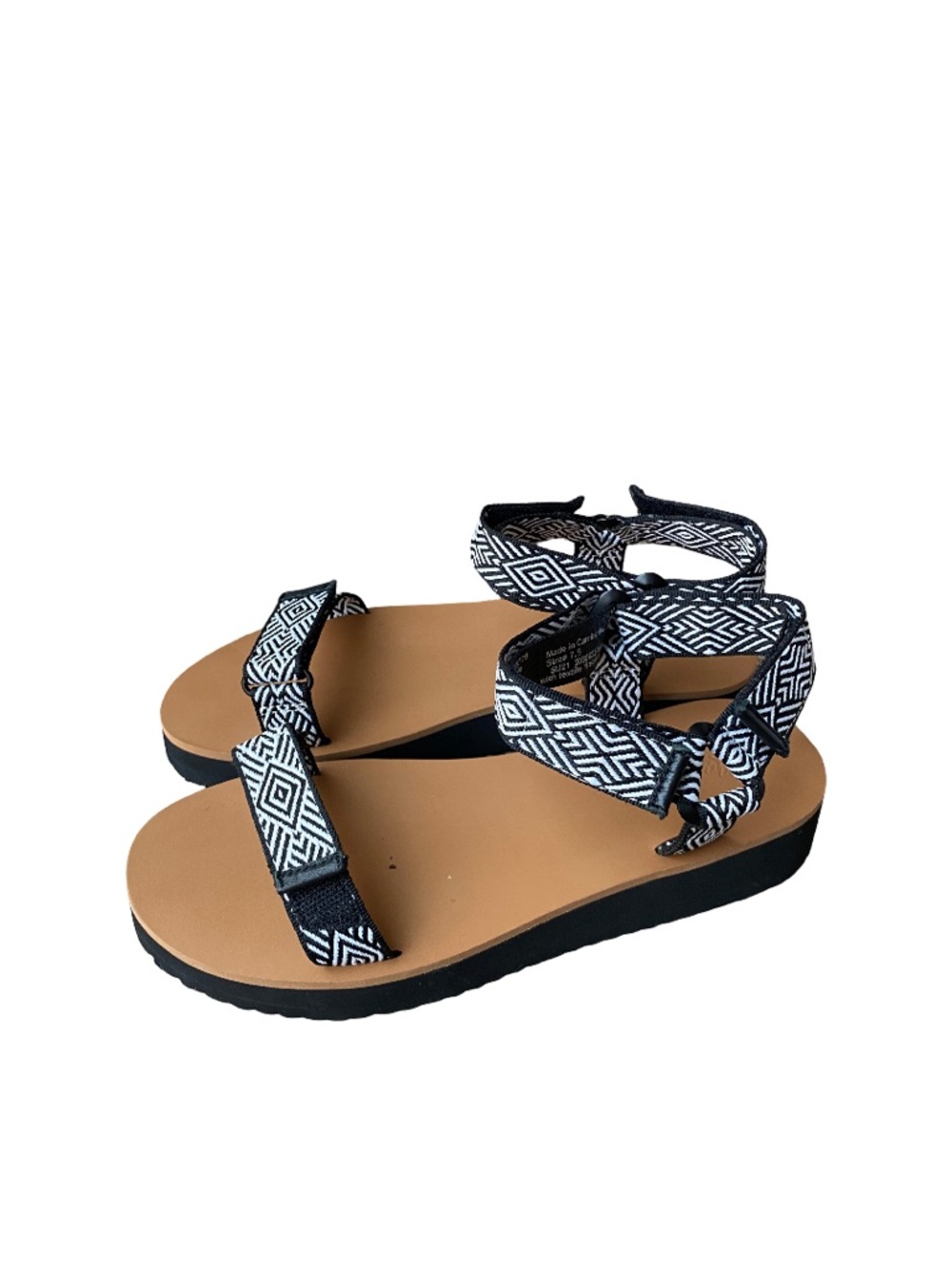 Madewell the Resourced Maggie black and white abstract strappy sandals size 7.5